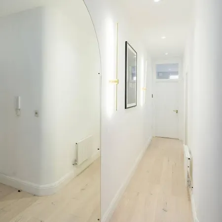 Elegant 2 Bedroom Apartment In Fulham London Exterior foto